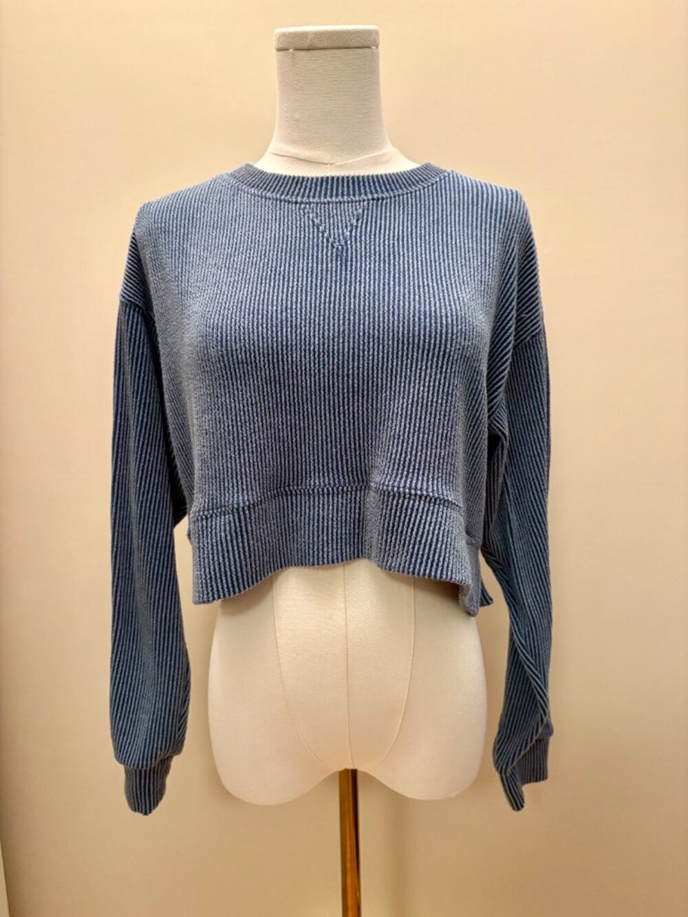 Lulus Slate Blue Textured Ribbed Long Sleeve Crop Top - Picture 3 of 6